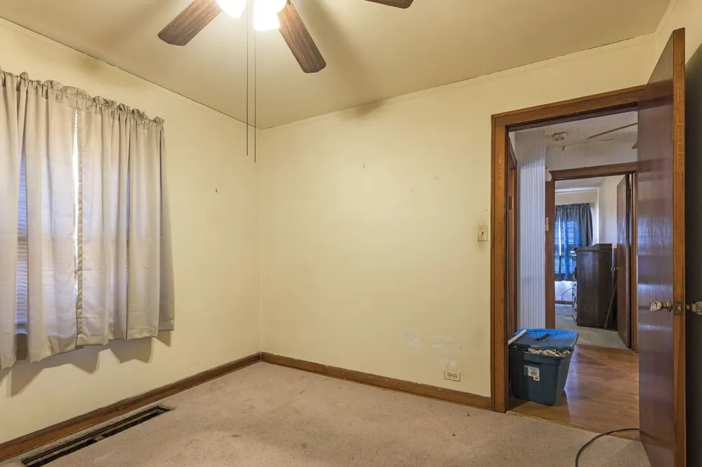 10535 South Peoria Street Chicago IL 60643