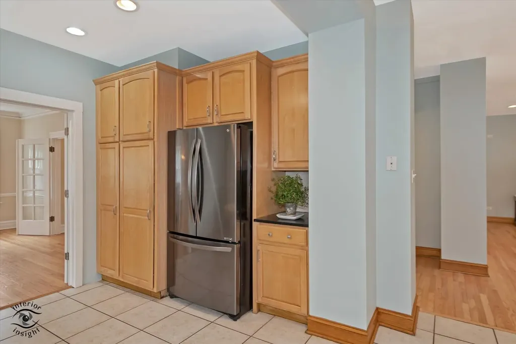 10050 South Damen Avenue Chicago IL 60643
