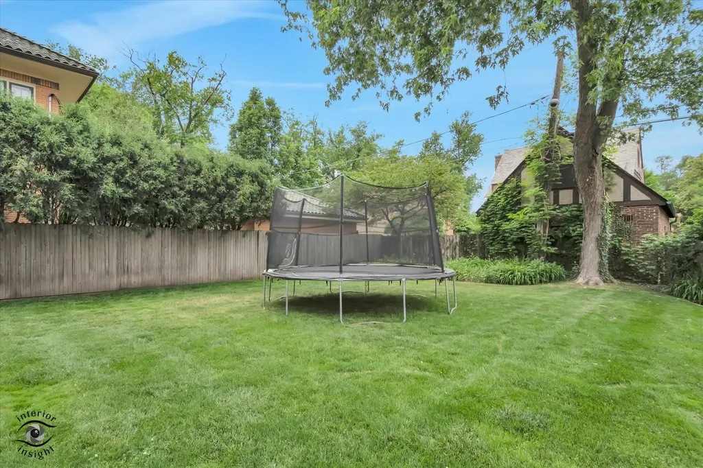 10050 South Damen Avenue Chicago IL 60643