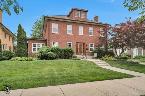 10050 South Damen Avenue Chicago IL 60643