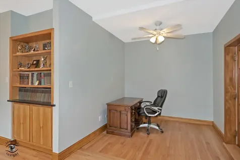 10050 South Damen Avenue Chicago IL 60643
