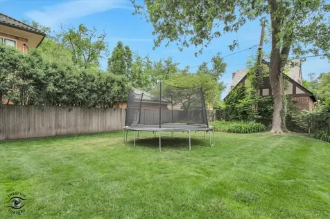 10050 South Damen Avenue Chicago IL 60643