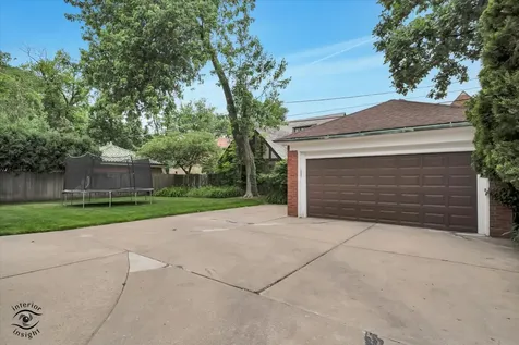 10050 South Damen Avenue Chicago IL 60643