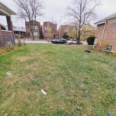 8029 South Loomis Boulevard Chicago IL 60620