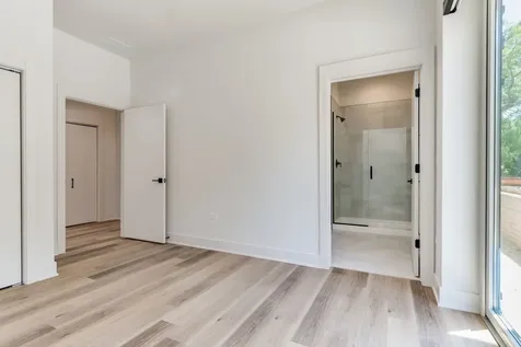224 South Ashland Avenue Chicago IL 60607
