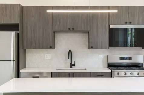 224 South Ashland Avenue Chicago IL 60607
