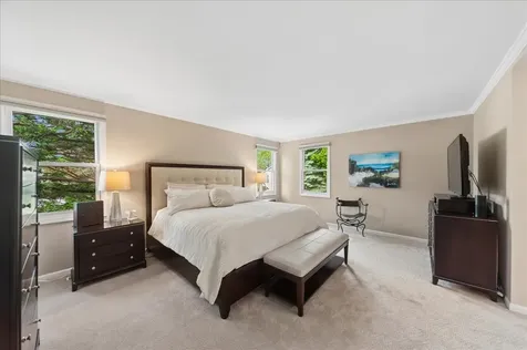 499 Highland Grove Drive Buffalo Grove IL 60089