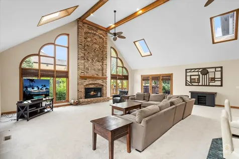 601 Ridgelawn Trail Batavia IL 60510