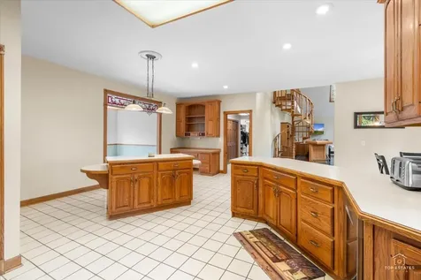 601 Ridgelawn Trail Batavia IL 60510