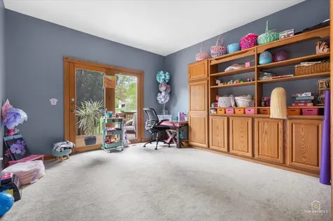 601 Ridgelawn Trail Batavia IL 60510
