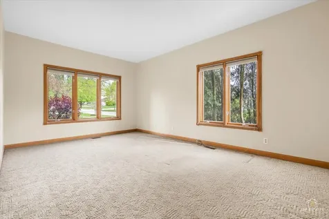 601 Ridgelawn Trail Batavia IL 60510