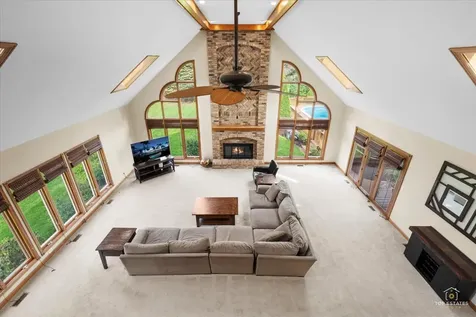 601 Ridgelawn Trail Batavia IL 60510