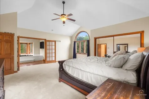 601 Ridgelawn Trail Batavia IL 60510