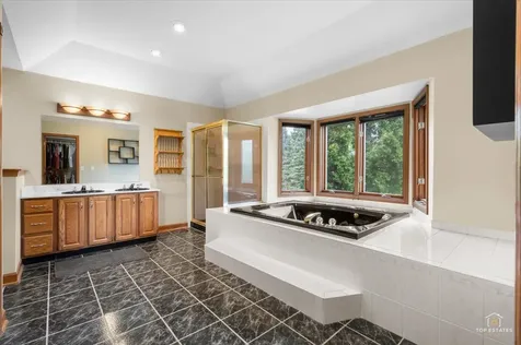 601 Ridgelawn Trail Batavia IL 60510