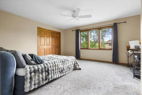 601 Ridgelawn Trail Batavia IL 60510