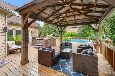 601 Ridgelawn Trail Batavia IL 60510
