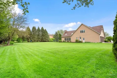 601 Ridgelawn Trail Batavia IL 60510