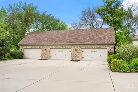 601 Ridgelawn Trail Batavia IL 60510