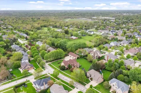 601 Ridgelawn Trail Batavia IL 60510
