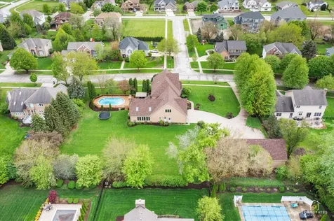 601 Ridgelawn Trail Batavia IL 60510