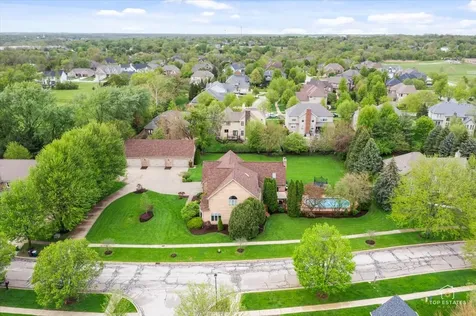 601 Ridgelawn Trail Batavia IL 60510