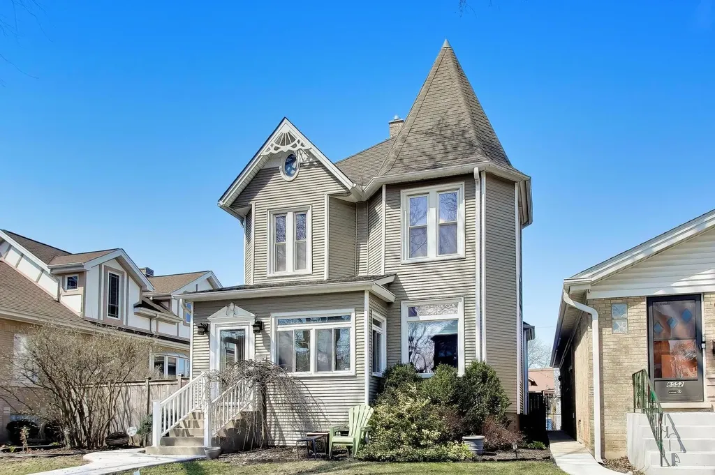 6548 North Oliphant Avenue Chicago IL 60631