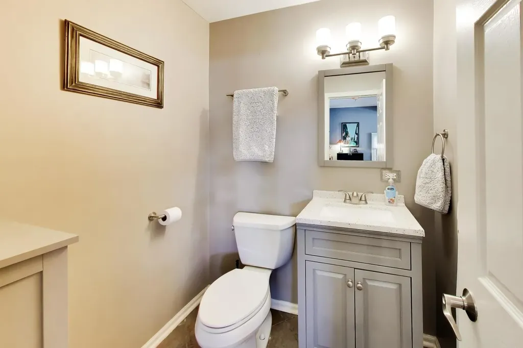 6548 North Oliphant Avenue Chicago IL 60631