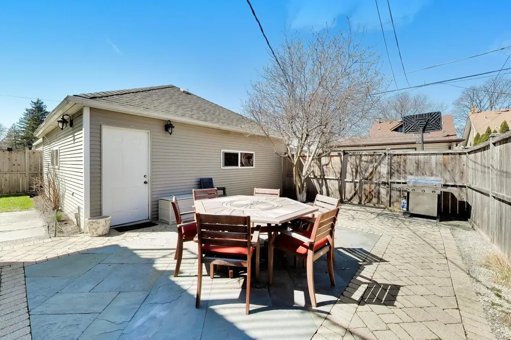 6548 North Oliphant Avenue Chicago IL 60631