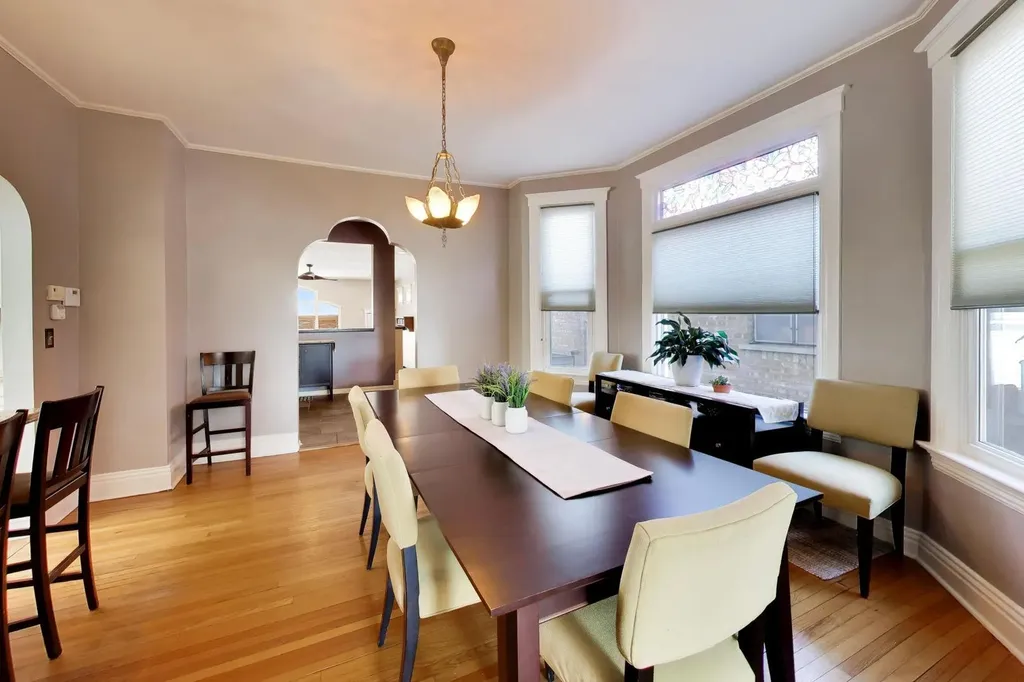6548 North Oliphant Avenue Chicago IL 60631