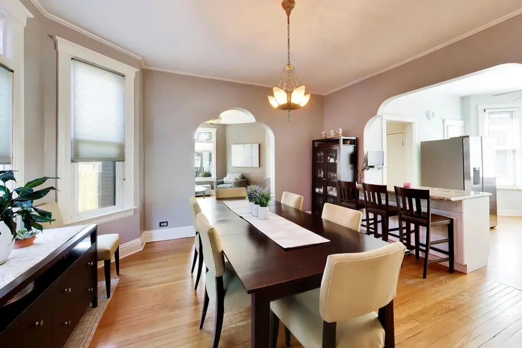 6548 North Oliphant Avenue Chicago IL 60631