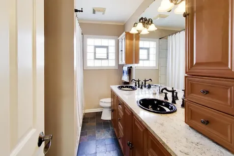 6548 North Oliphant Avenue Chicago IL 60631