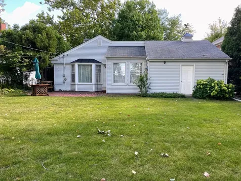 2546 Laurel Lane Wilmette IL 60091