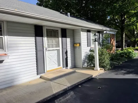 2546 Laurel Lane Wilmette IL 60091