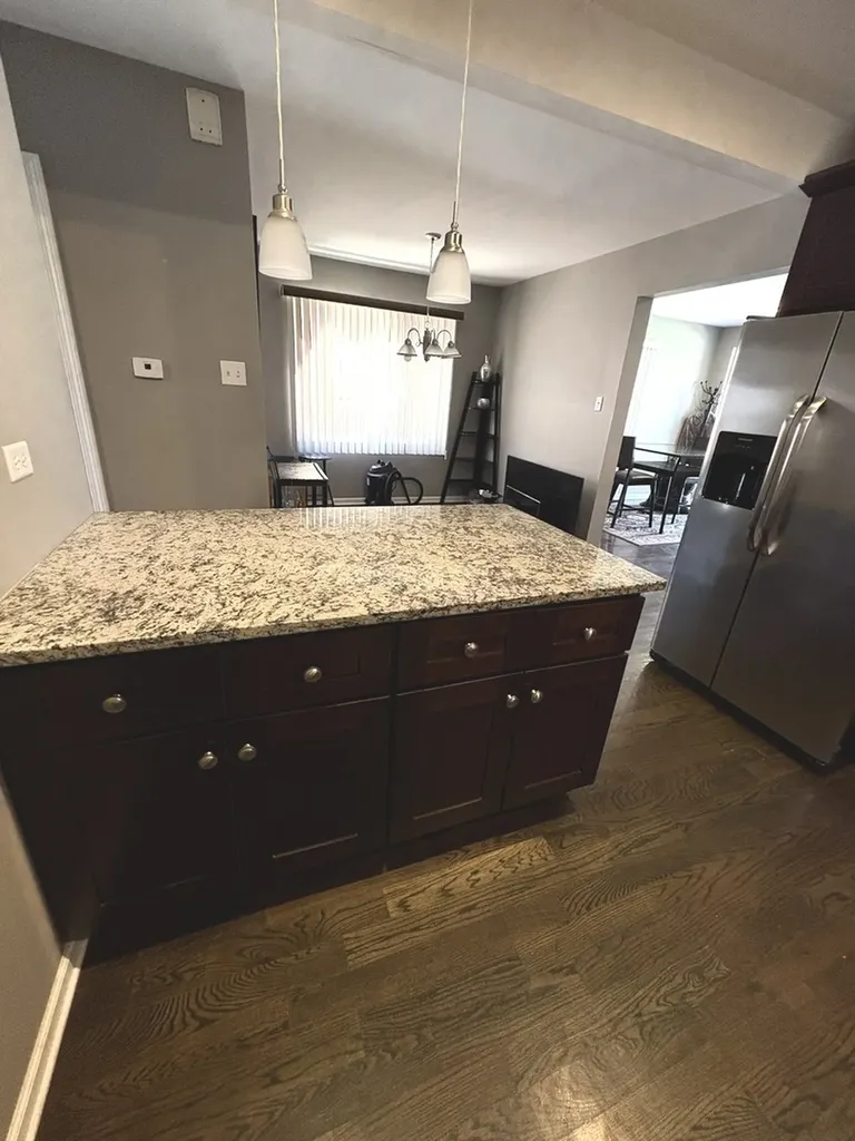 10032 South Calumet Avenue Chicago IL 60628