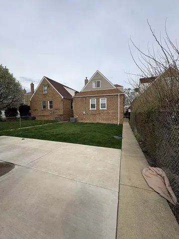 10032 South Calumet Avenue Chicago IL 60628