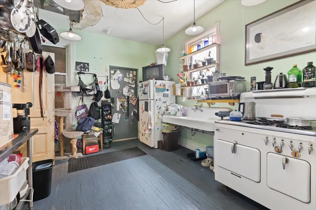 2605 West Division Street Chicago IL 60622