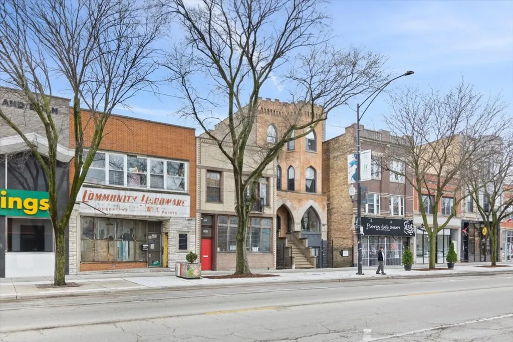 2605 West Division Street Chicago IL 60622