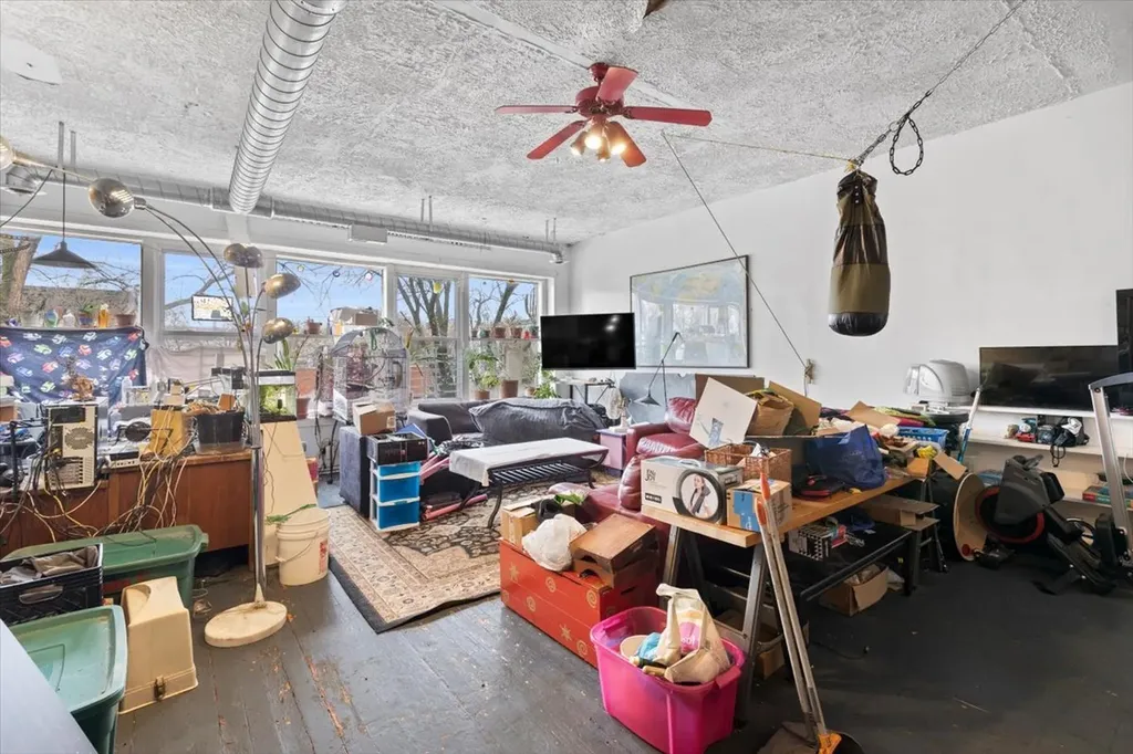 2605 West Division Street Chicago IL 60622
