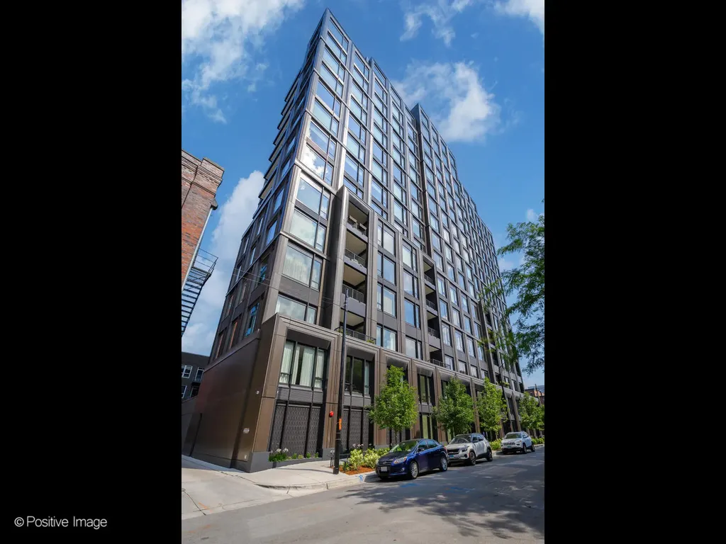 21 North May Street Chicago IL 60607