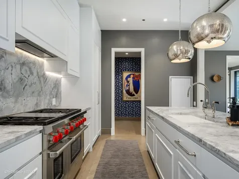 21 North May Street Chicago IL 60607