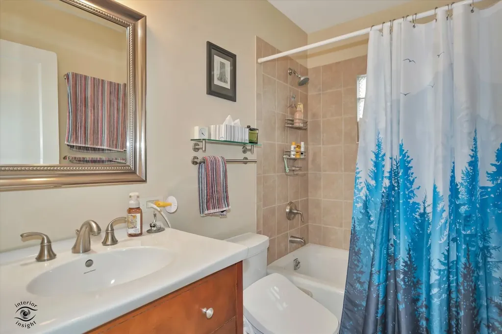 591 South Charlotte Street Lombard IL 60148