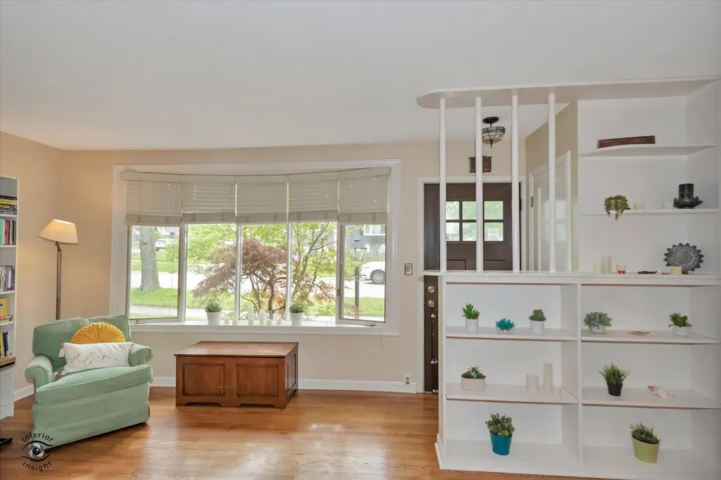 591 South Charlotte Street Lombard IL 60148