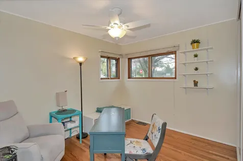 591 South Charlotte Street Lombard IL 60148