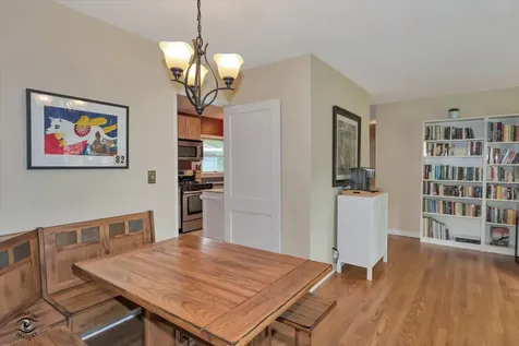 591 South Charlotte Street Lombard IL 60148