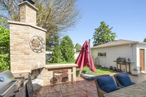 7437 Garden Lane Justice IL 60458