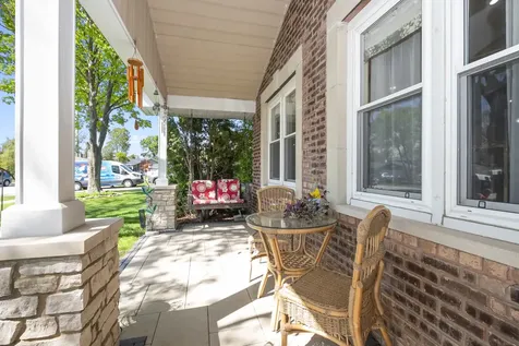7437 Garden Lane Justice IL 60458