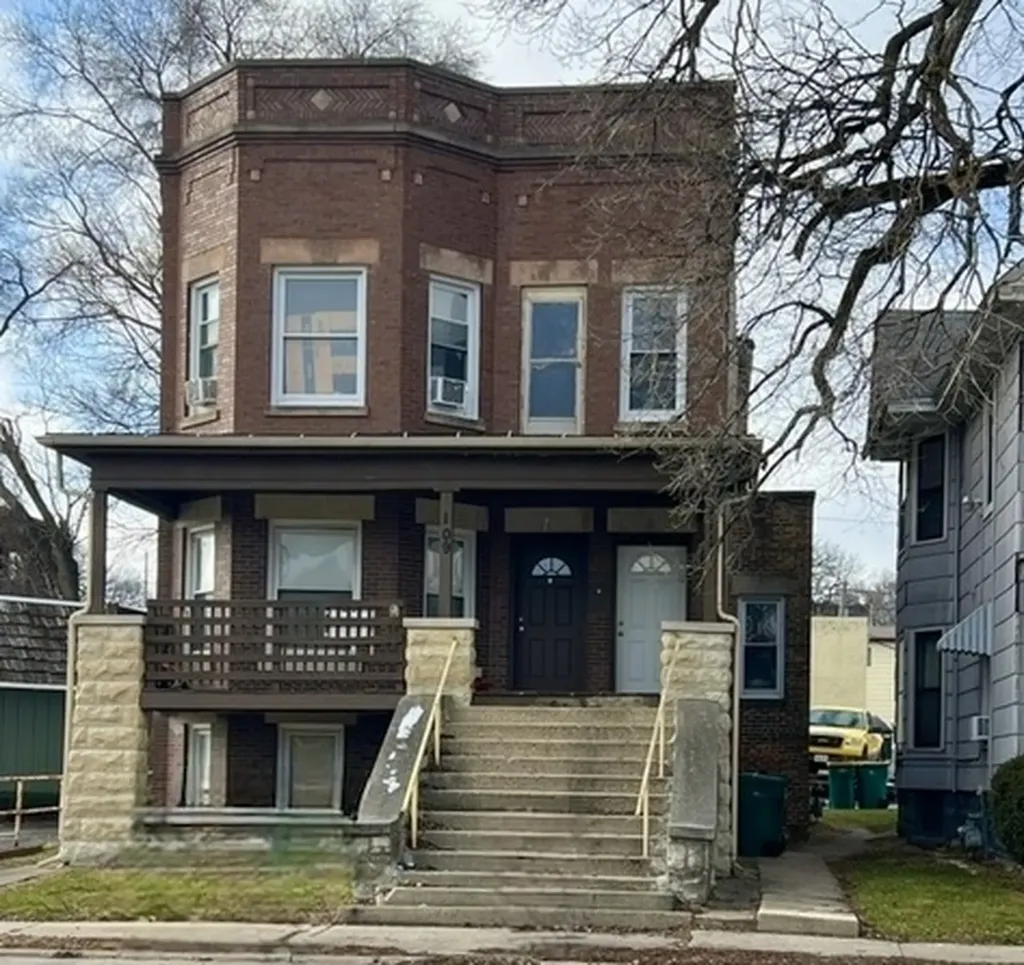 109 North Center Street Joliet IL 60435