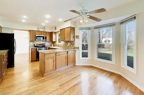 1422 Madison Road Buffalo Grove IL 60089