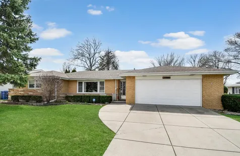 4117 West 91st Place Oak Lawn IL 60453