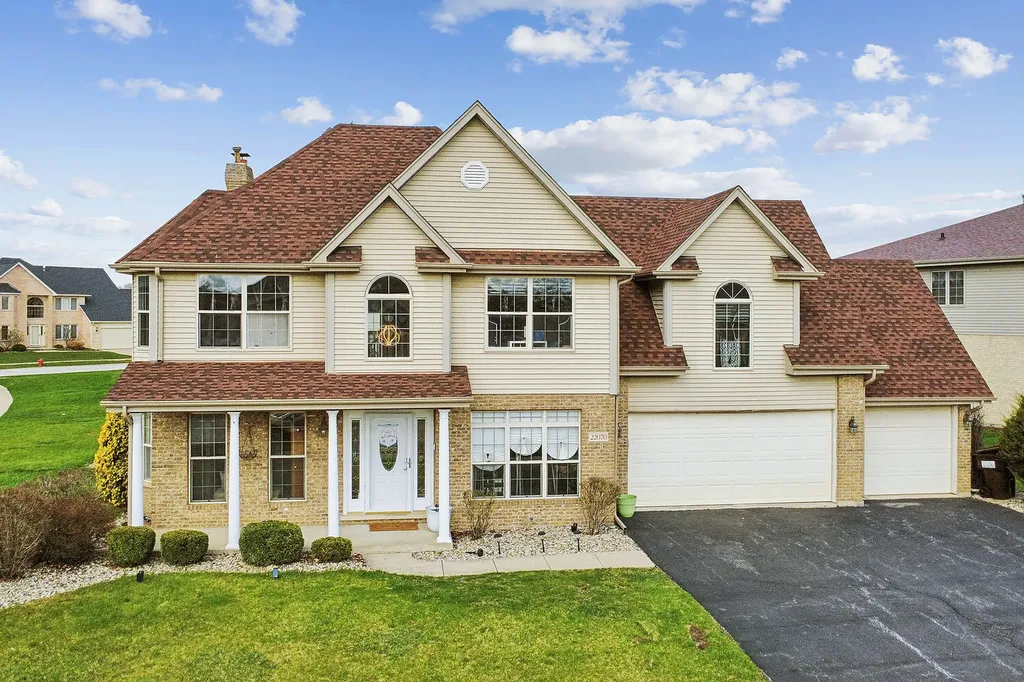 22070 Neptune Lane Richton Park IL 60471